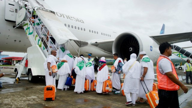 Pemberangkatan jemaah haji asal Aceh pada pelaksanaan ibadah haji 1440 H/2019 lalu. Foto: Dok.acehkini/Khairul Umami