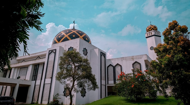 Ilustrasi bangunan masjid di Kuningan Islamic Center Kabupaten Kuningan, Jawa Barat, (Istimewa)
