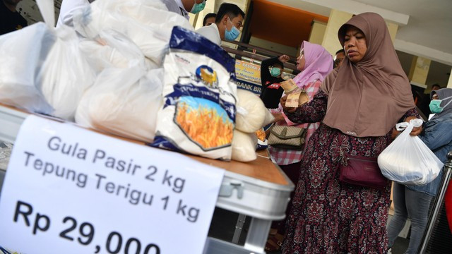 Ilustrasi keseimbangan harga pasar. Foto: ANTARA FOTO/Zabur Karuru
