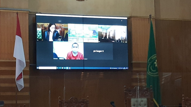 Hakim PN Bogor mengabulkan permohonan penangguhan penahanan Ujang Sarjana, Kamis (28/4/2022). Foto: kumparan