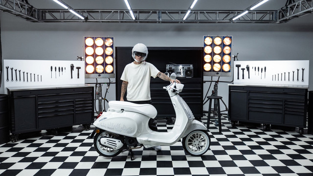Vespa Sprint edisi 'Justin Bieber x Vespa'. Foto: Piaggio Indonesia.