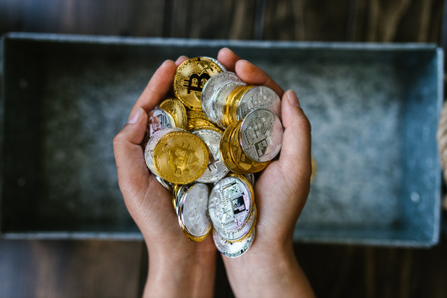 Ilustrasi kadar zakat emas dan perak, sumber: www.pexels.com
