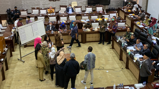 Suasana pemilihan calon anggota BPK di Komisi XI DPR. Foto: Moh Fajri/kumparan