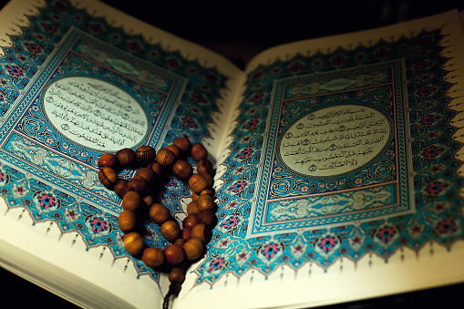 Ilustrasi dalil tentang hukum keluar madzi saat puasa Ramadhan. Foto. dok. Imam Fahroji (Unsplash.com)