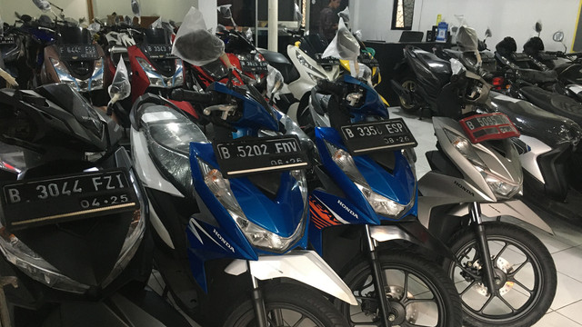 Ilustrasi deretan motor bekas. Foto: Sena Pratama/kumparan