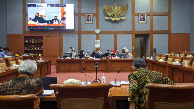 Komisi X DPR RI Rapat Dengar Pendapat dengan Forum Dosen Sekolah Bisnis dan Manajemen Institut Teknologi Bandung. Foto: Dok. Istimewa