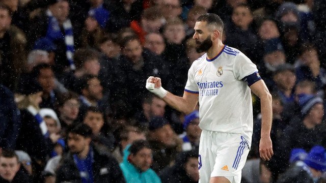 Selebrasi pemain Real Madrid, Karim Benzema.  Foto: Peter Cziborra/REUTERS