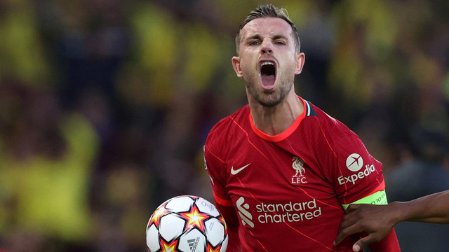 Ekspresi pemain Liverpool Jordan Henderson saat pertandingan Semi Final Liga Champions Leg Pertama di Anfield, Liverpool, Inggris. Foto: Phil Noble/Reuters