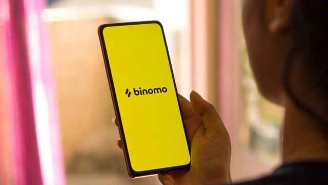 Ilustrasi Binomo. Foto: sdx15/Shutterstock