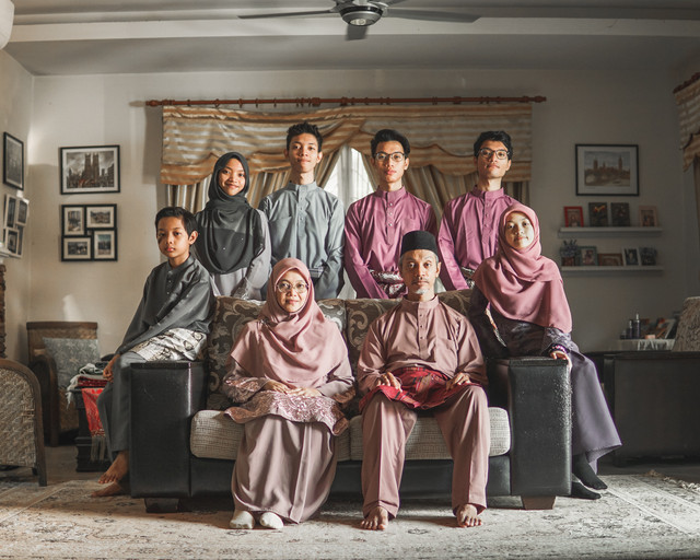 Ilustrasi halal bihalal saat Lebaran. Foto: Unsplash