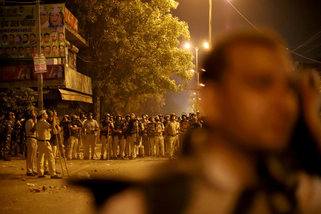 Ilusttrasi kondisi usai bentrok di India. Foto: STR/REUTERS