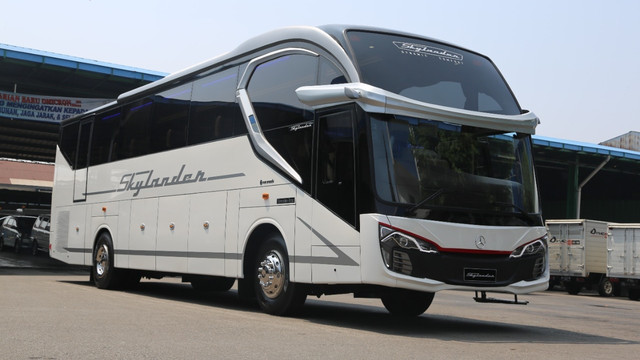 Bus baru garapan karoseri New Armada. Foto: Dok. New Armada