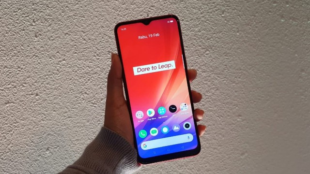 Cara cek kesehatan baterai HP Realme. Foto: Astrid Rahadiani Putri/Kumparan