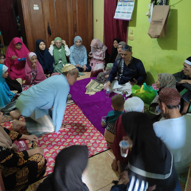 Silaturahmi bersama keluarga. Sumber: Ahmad Syamil.