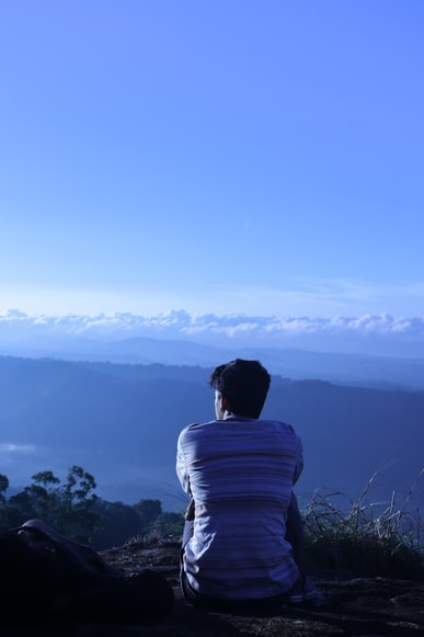 Caption Kesendirian yang Cocok untuk Unggahan di Media Sosial, https://unsplash.com/@abhijith_p