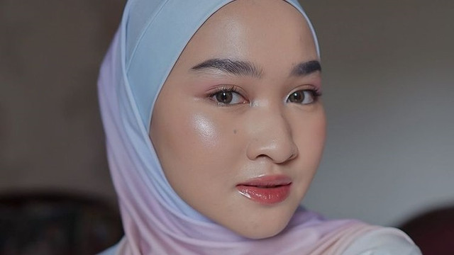 Make up saat lebaran. Foto: Instagram.com/kiaraleswara