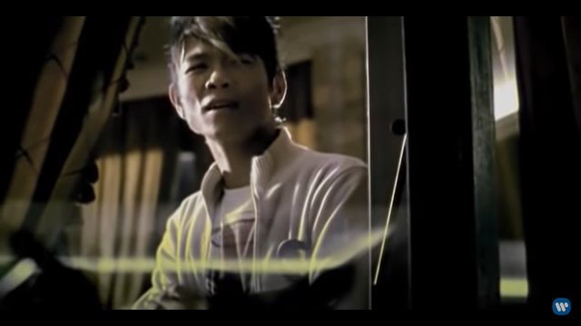 Ilustrasi tangkapan layar video musik Selingkuh oleh Kangen Band. Foto: YouTube/Warner Music Indonesia