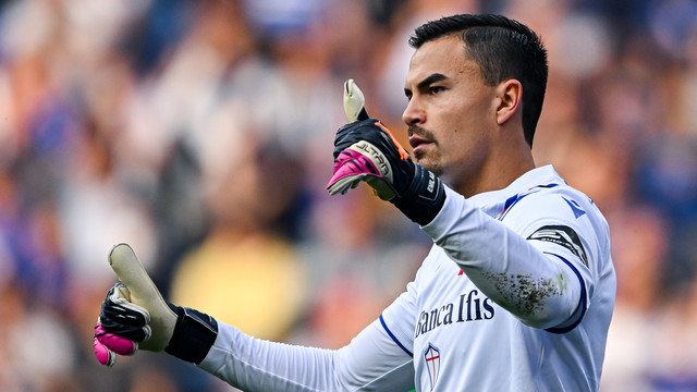 Kiper Sampdoria Emil Audero bereaksi selama pertandingan melawan Genoa CFC di Stadio Luigi Ferraris, di Genoa, Italia.  Foto: Getty Images
