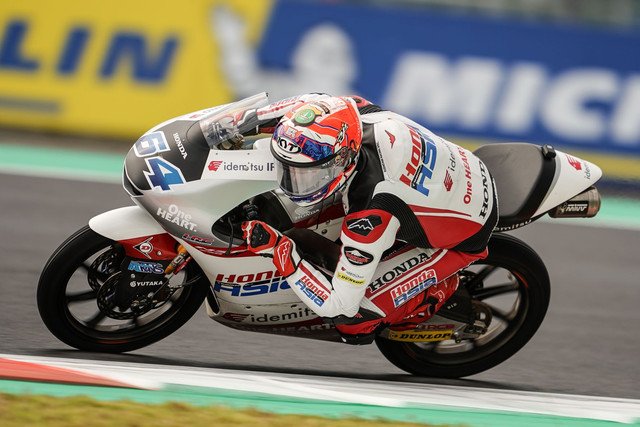 Mario Aji di Sirkuit Mandalika pada Sabtu (19/3/2022). Foto: Dok Honda Team Asia