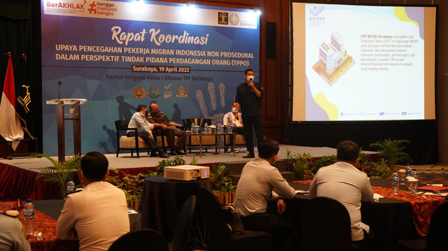 Rapat Koordinasi dalam Upaya Pencegahan Pekerja Migran Indonesia Non Prosedural Kantor Imigrasi Surabaya