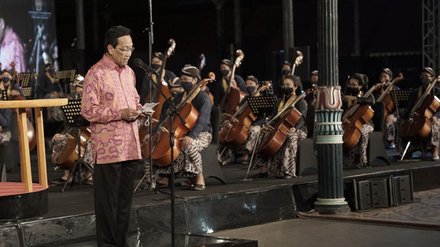 Sri Sultan Hamengku Buwono X saat membuka peluncuran Jogja Royal Orchestra di Keraton Yogyakarta, Juni tahun lalu. Foto: Kratonjogja.id