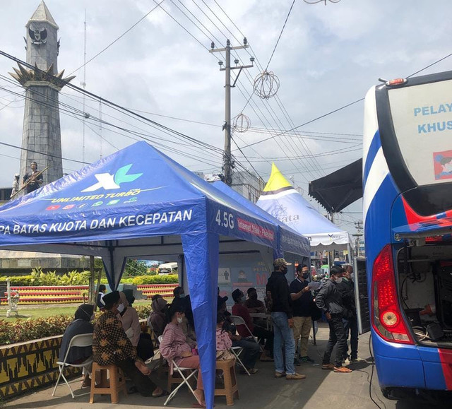 Pelayanan perpanjangan SIM Keliling di Tugu Juang Kota Bandar Lampung. | Foto: Hadi/Lampung Geh