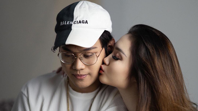 Vanessa Khong, kekasih Indra Kenz. Foto: Instagram/@vanessakhongg