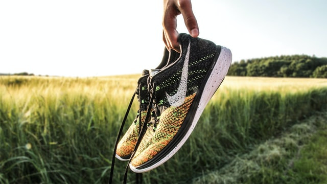 Illustrasi konversi ukuran sepatu EU ke Indonesia. sumber: www.unsplash.com
