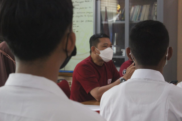 Foto (Humas Lapas Lamongan) Plt. Kalapas Lemongan berikan arahan