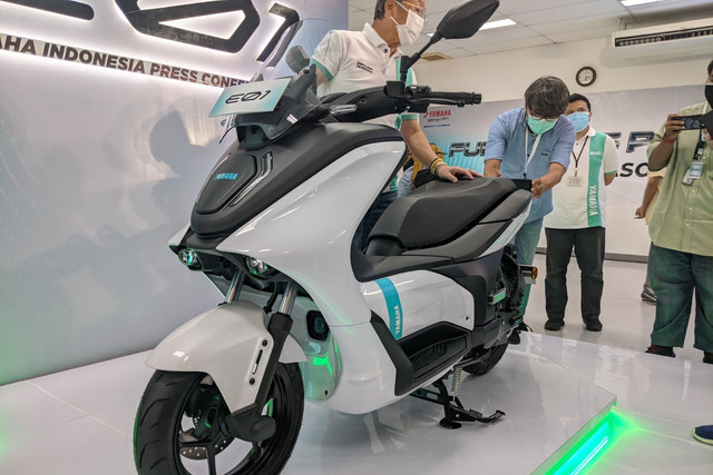 Yamaha E01 diperkenalkan untuk dilakukan tes pasar dan uji coba di Indonesia. Foto: Sena Pratama/kumparan