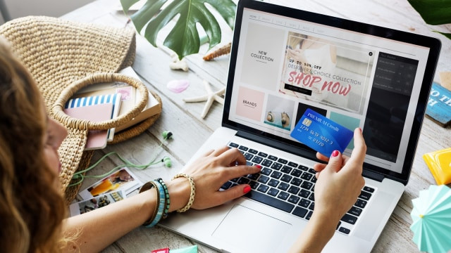 Ilustrasi belanja online Foto: shutterstock
