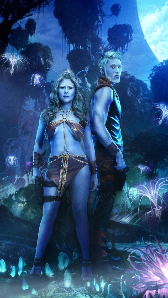 Potret Wulan Guritno dan Sabda Ahessa cosplay film Star Trek. Foto: Instagram/@sabdaahessa