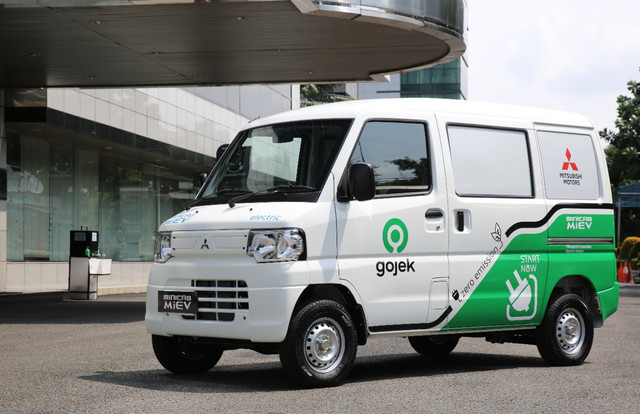 Mobil listrik niaga mungil Mitsubishi resmi beroperasi di Indonesia. Foto: dok. Mitsubishi