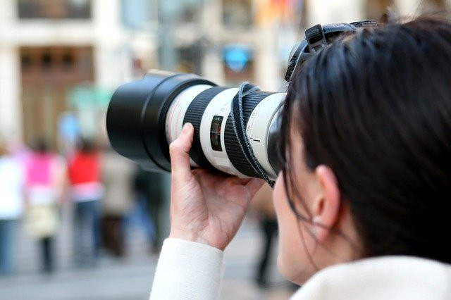 Ilustrasi Paparazzi Artinya. Foto: pixabay.com