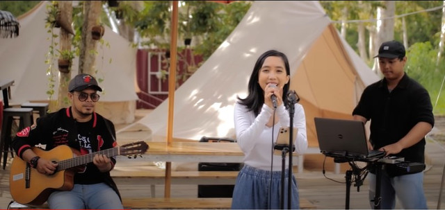 Cover lagu 'Parudeesa'. Foto: Tangkapan Layar YouTube Euis Desyana