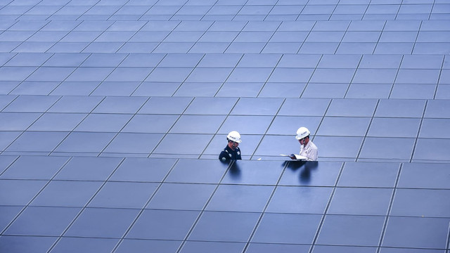 PLN siapkan 36 PLTS atap dengan kapasitas 869 kWp di Bali. Foto: PLN