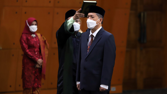 Profesor Marwan resmi dilantik menjadi Rektor Universitas Syiah Kuala (USK) untuk periode 2022-2026. Foto: Dok. USK