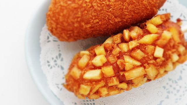 Ilustrasi Corndog Mozarella. Foto: Shutter Stock