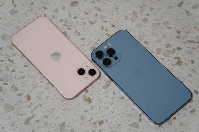 https://unsplash.com/@vanjamphotography - cara update ios