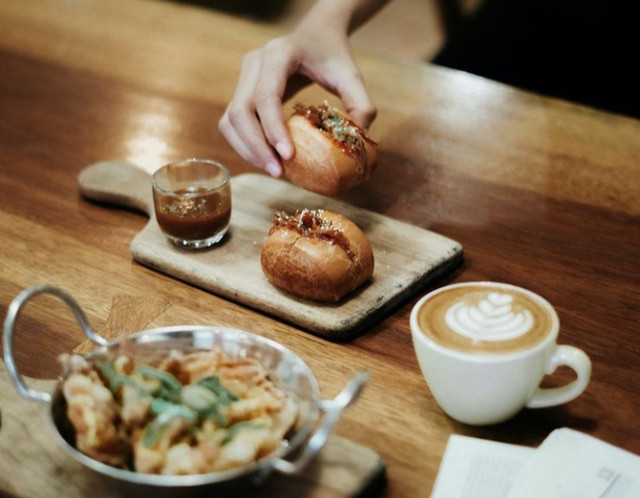 Ilustrasi tempat nongkrong di Semarang 24 jam Foto: Instagram/ @antarakata.coffee