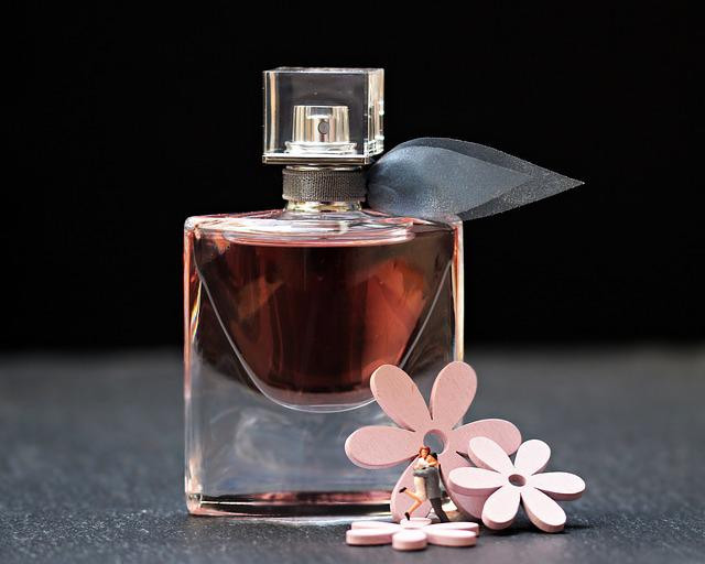 Rekomendasi Parfum Wanita Remaja, Foto : Pixabay/pixel2013