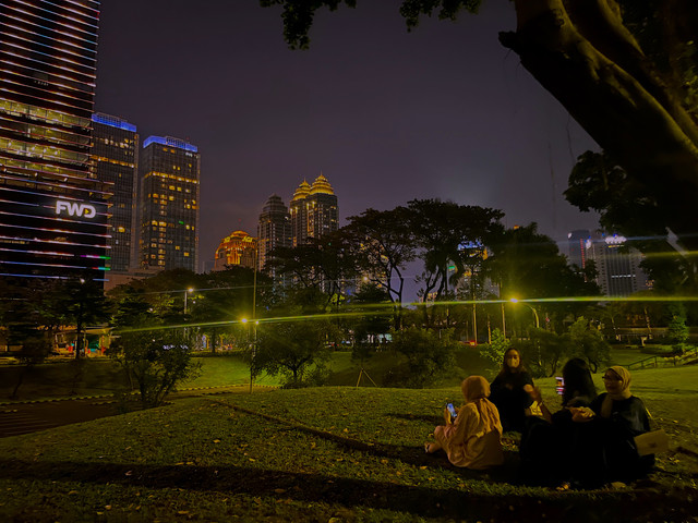 Suasana malam area LOT 17 SCBD, Jakarta Selatan. Dok. Pribadi