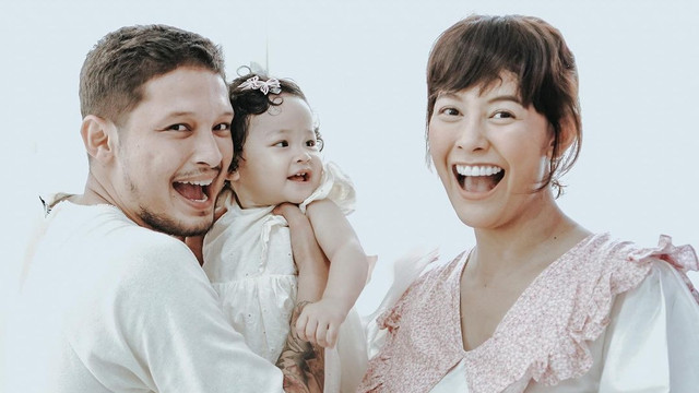 Keluarga Bunga Jelitha-Syamsir Alam. Foto: Instagram/@syamsir11alam