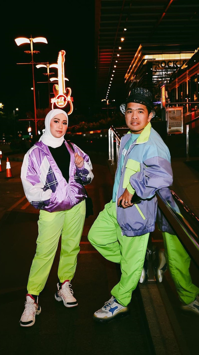 Putra Siregar bersama istrinya, Septia. Foto: Instagram/@septiasiregar17