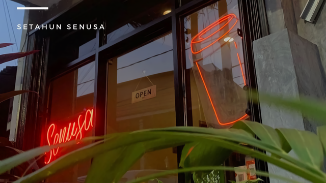 Tampak depan kedai Senusa Kopi Indonesia (Sumber: Instagram @senusakopi)