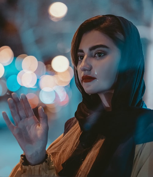 Puisi Sedih tentang Kehidupan, unsplash.com/@elyaspasban