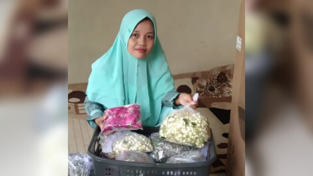 Harga bunga melati di Brebes naik hingga 2 kali lipat.