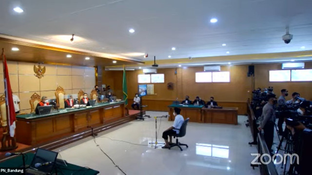 Sidang Vonis Herry Wirawan di PN Bandung. Foto: Dok. Humas PN Bandung