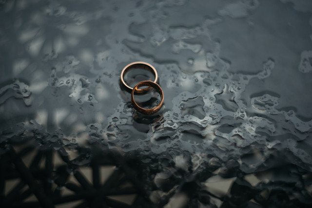 7 Kata-kata Sindiran buat Suami yang Tidak Perhatian, Foto: Unsplash/ZorianaStakhniv
