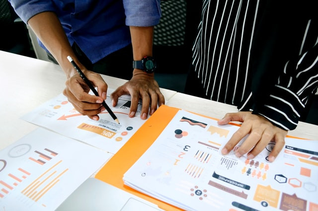 illustrasi contoh surat permintaan data. sumber: unsplash.com